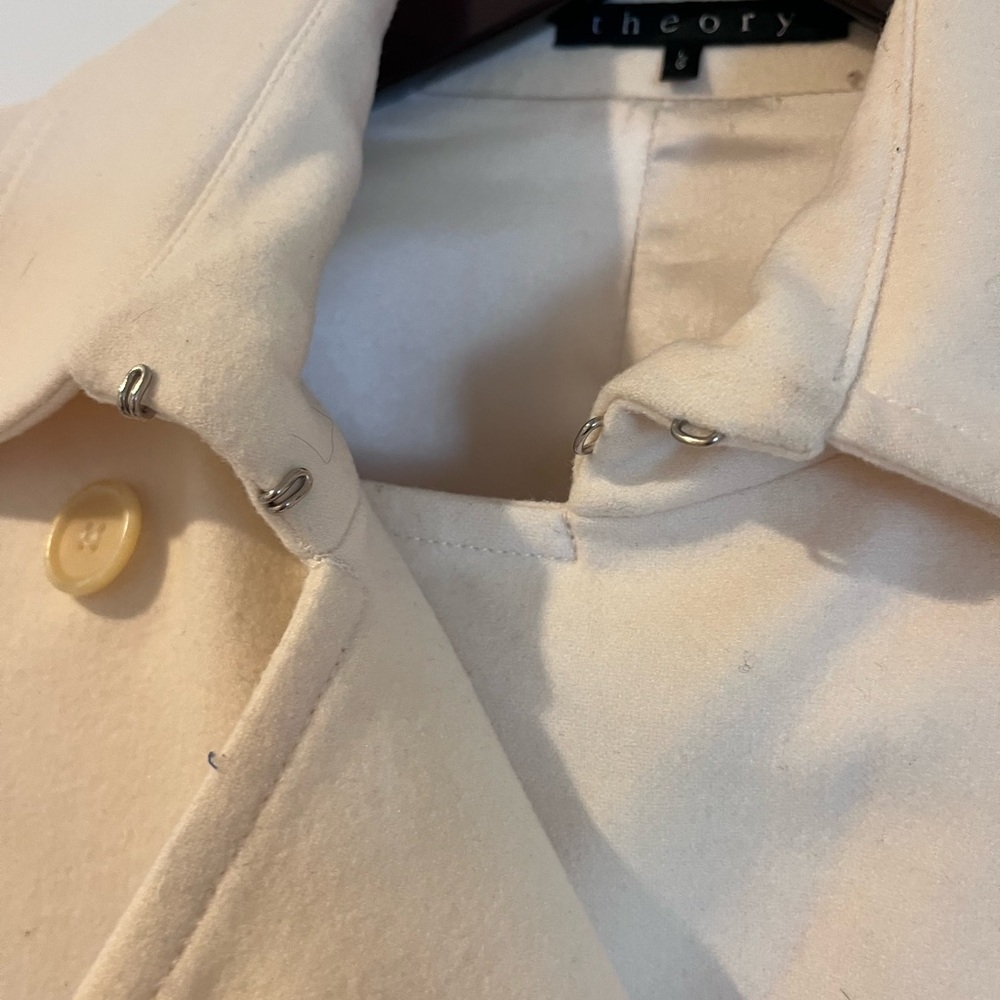 Theory Cream Trench Coat - Picture 5 of 13